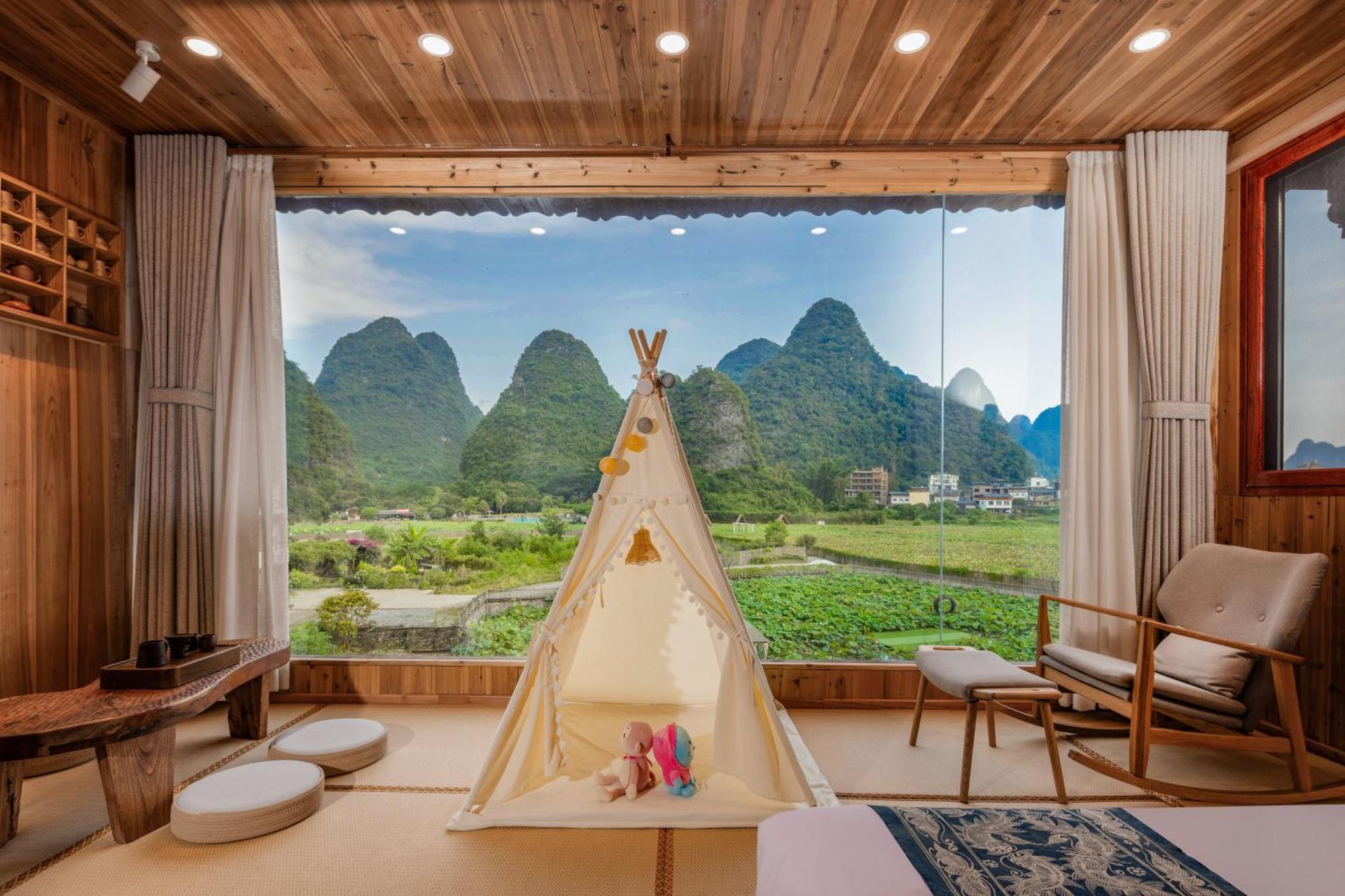 Yangshuo Tea Cozy--One Way Free Pick Up From Airport Or Ts 4 Nights Casa de hóspedes Exterior foto